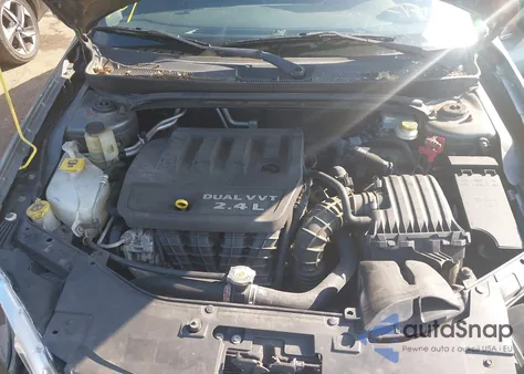 2013 Chrysler 200 Touring from USA, damaged, VIN 1C3CCBBB4DN706755